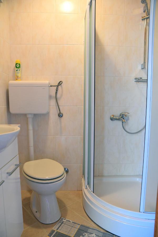 Apartment Anamarija 발룬 외부 사진